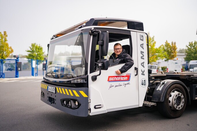 Berufskraftfahrer (m/w/d) als Rangierer von Wechselbrücken, 1. Bild